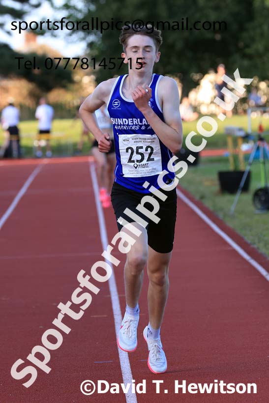 3000 metres, 2024 NEGP 6, Monkton Stadium,  Wednesday, August 14th.  Photo: David T. Hewitson/Sports for All Pics